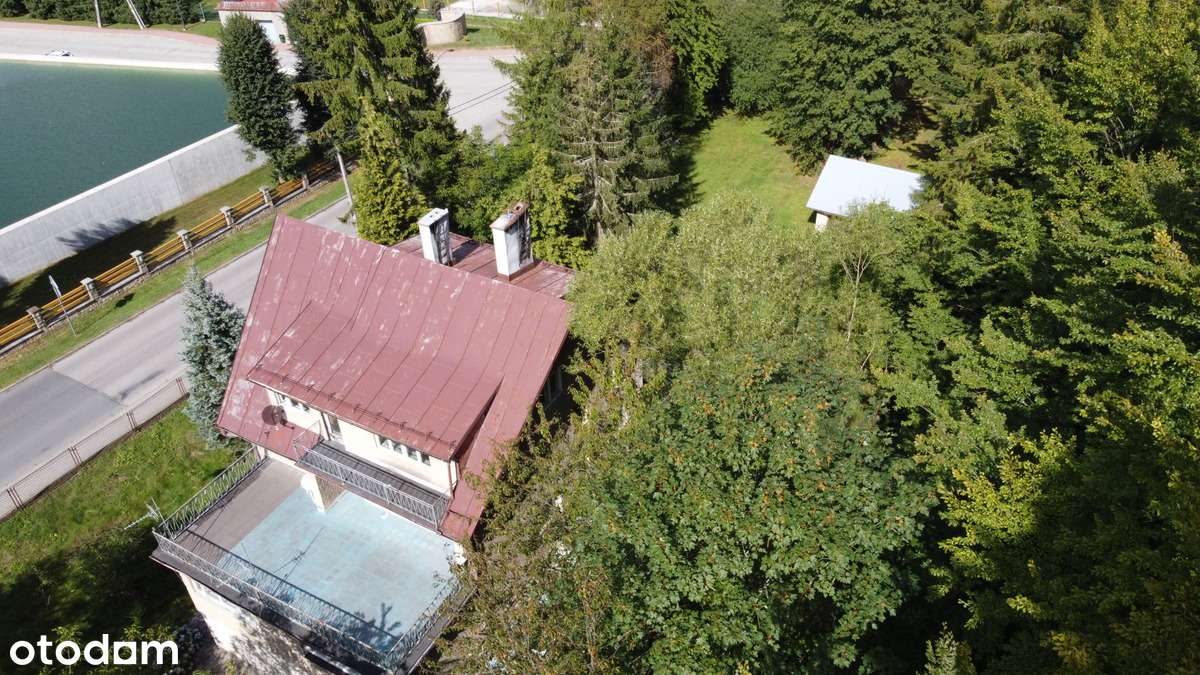 Duży budynek na 22 arowej działce-5