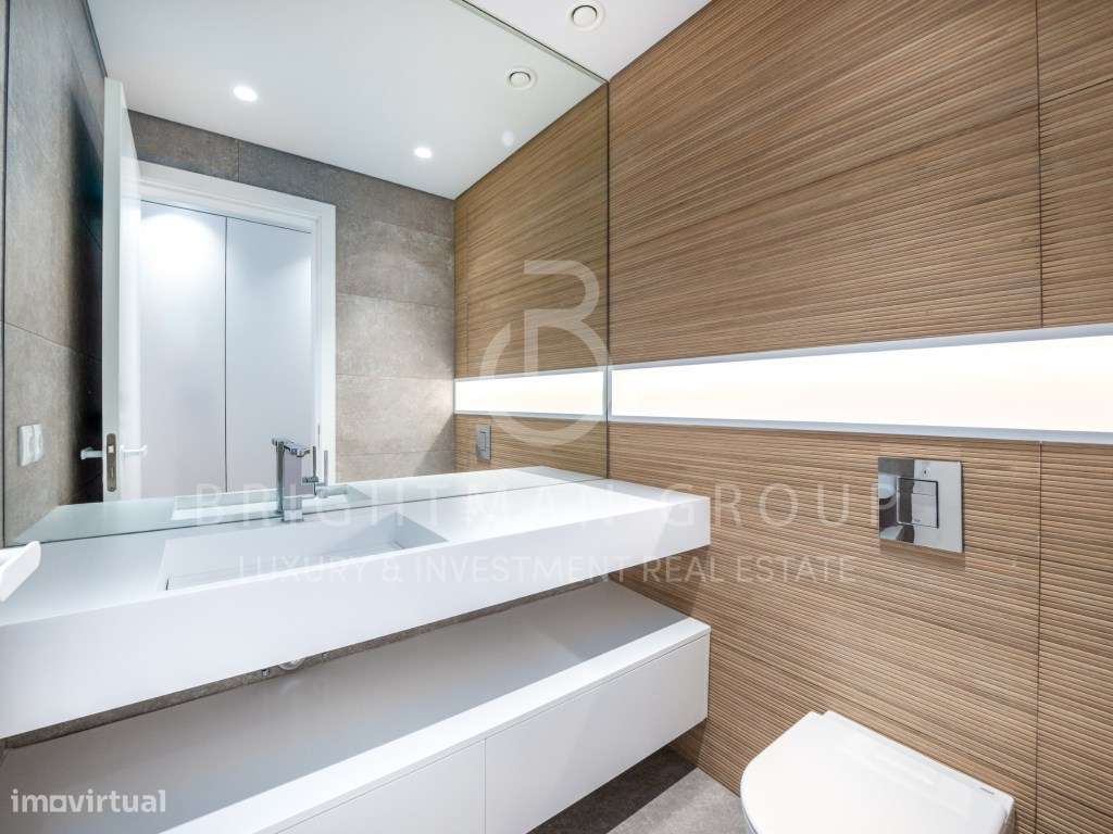 Apartamento T4 com jardim privativa, em Carcavelos-25