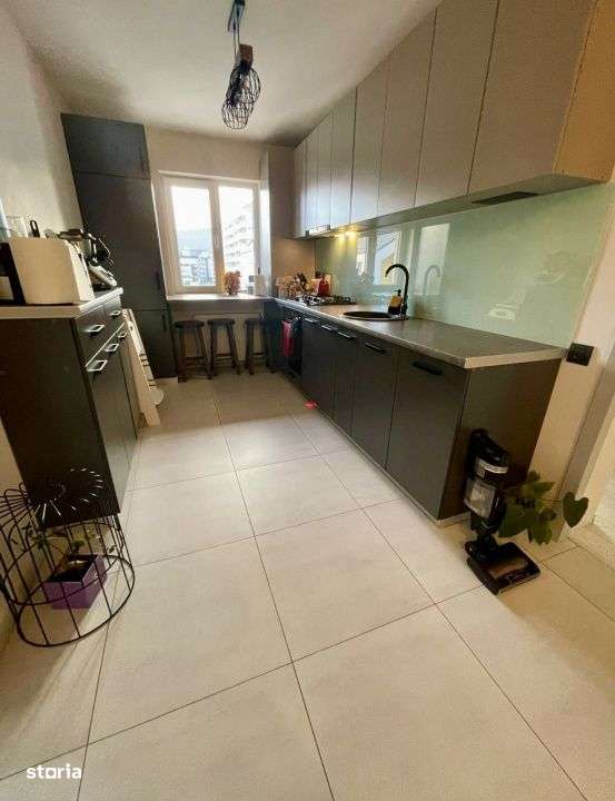 Apartament spatios 2 camere decomandate, 56mp, zona Eroilor - Imagine principală: 5/7