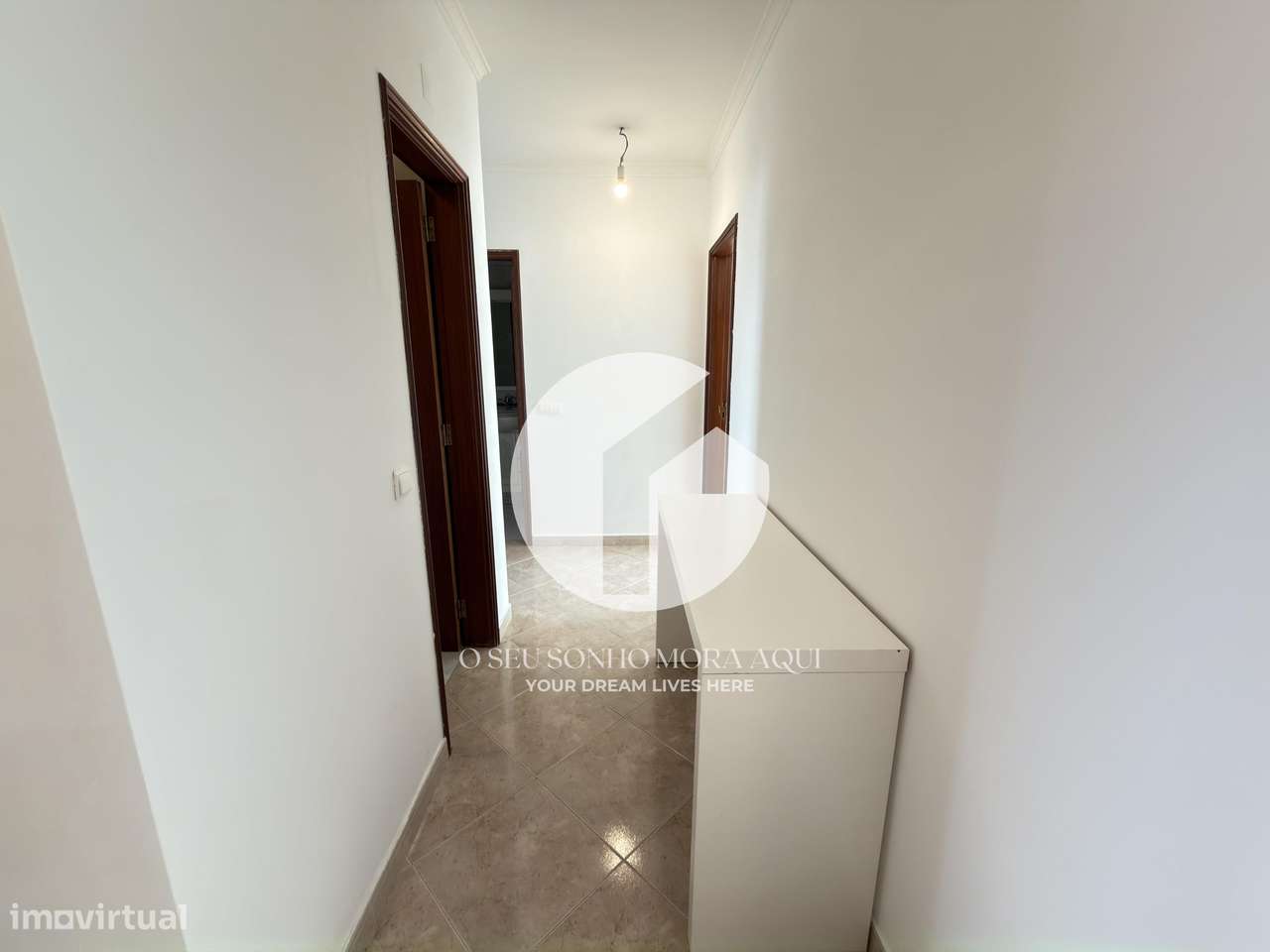 Apartamento T2 com Garagem Box - Olhão-7
