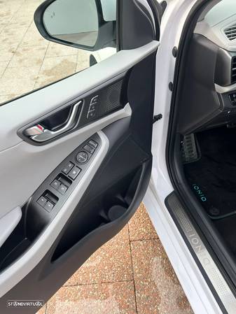 Hyundai Ioniq EV 38kWh Pack Pele - 10