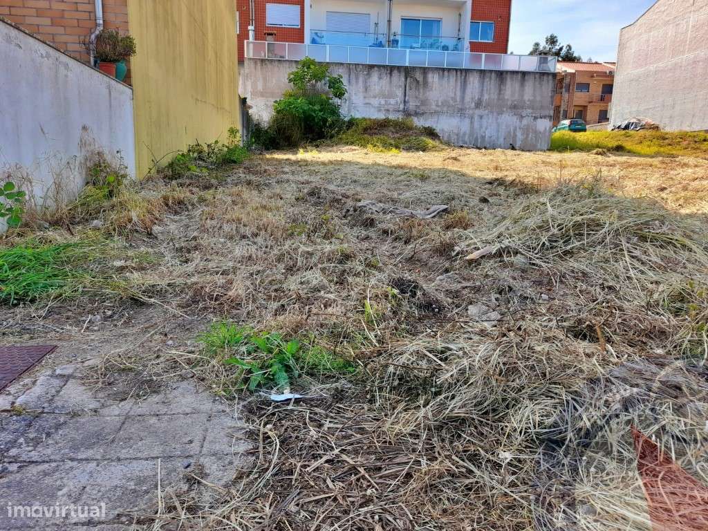 Lotes de terreno em S. M. Coronado - Grande imagem: 4/6