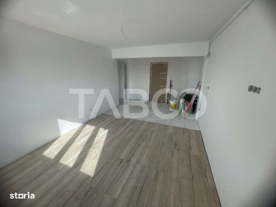 Apartament 2 camere de vanzare in Lazaret - luminos si spatios - Imagine principală: 3/6
