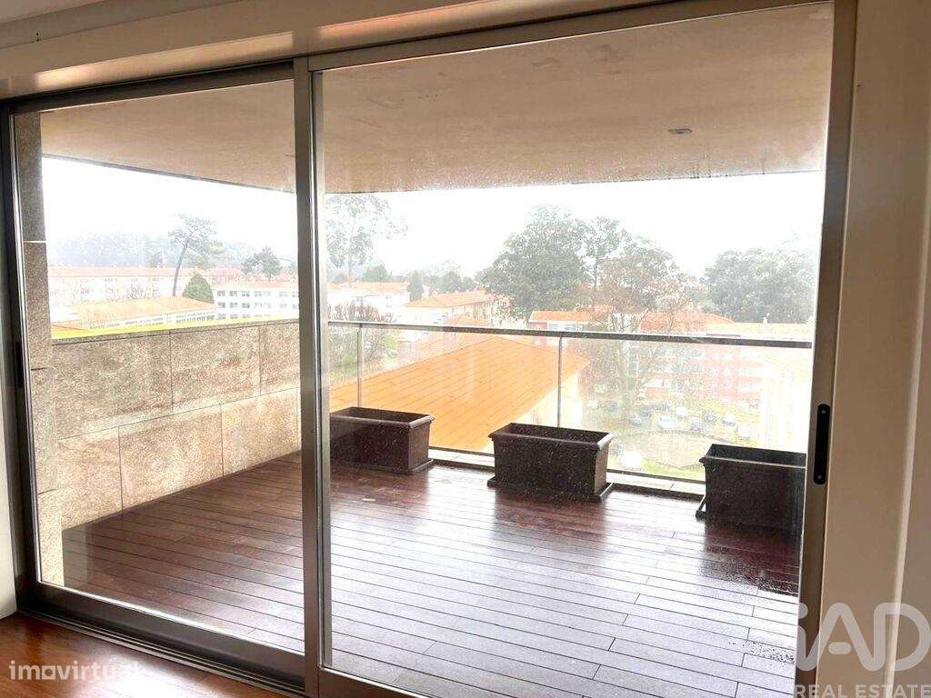 Apartamento T1 em Lordelo Do Ouro E Massarelos de 55,00 m2 - Grande imagem: 3/13