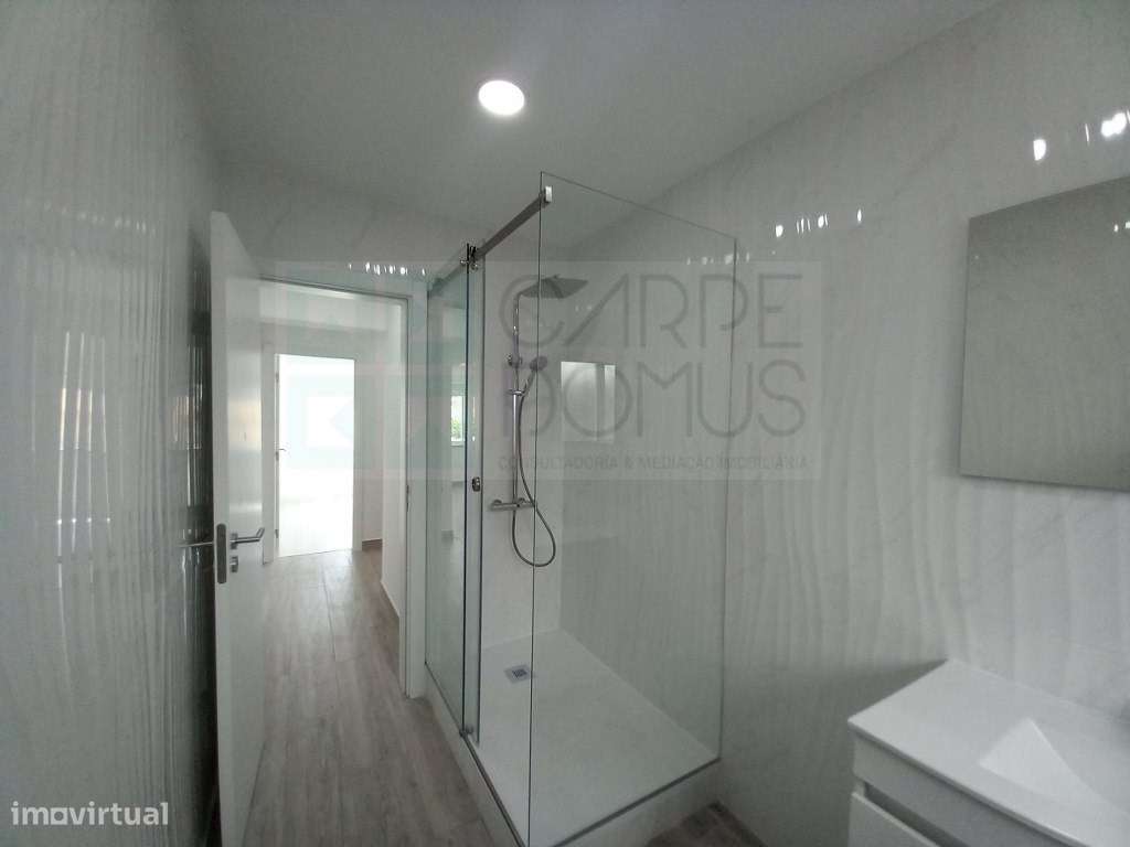 Apartamento T2 c/ Terraço Remodelado na Ericeira, Mafra - Grande imagem: 5/34