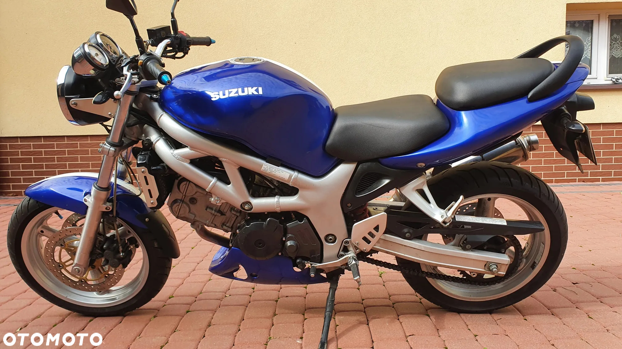 Suzuki SV - 15