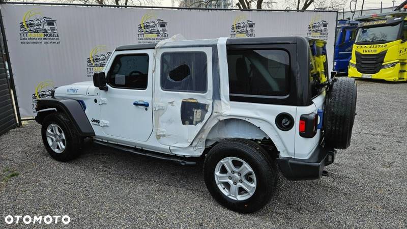 Jeep Wrangler - 20