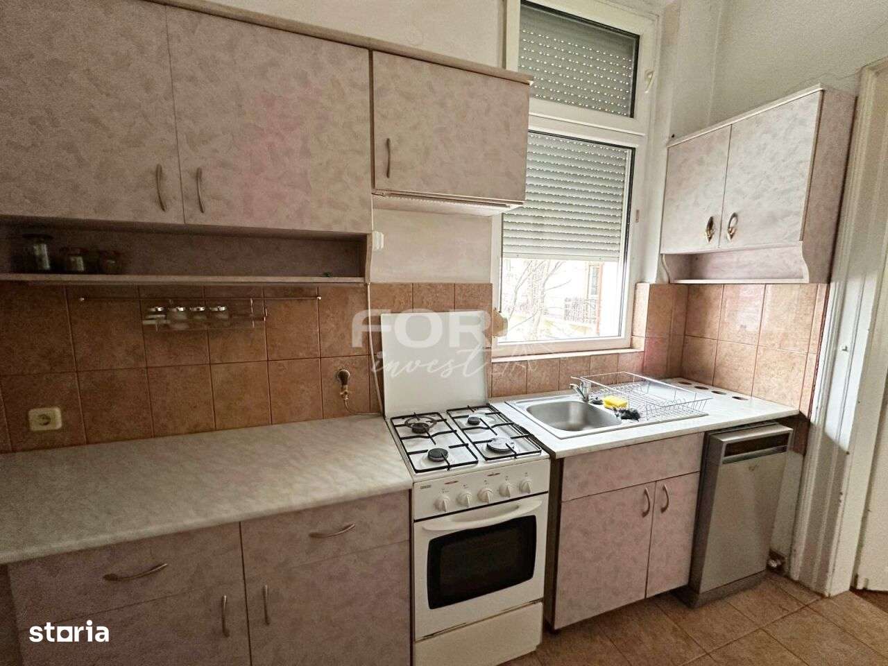 Apartament 2 camere de vanzare,cladire istorica, Piata Unirii-8
