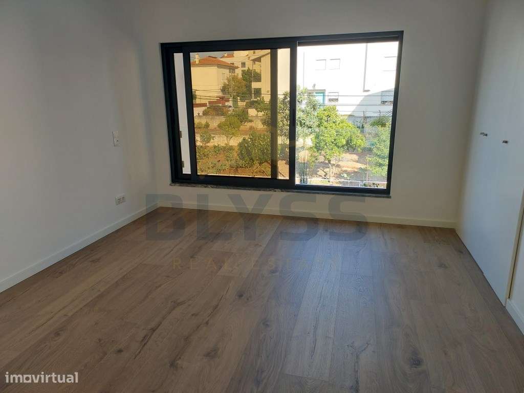 Moradias T4, em Condomínio Privado com Piscina.-30