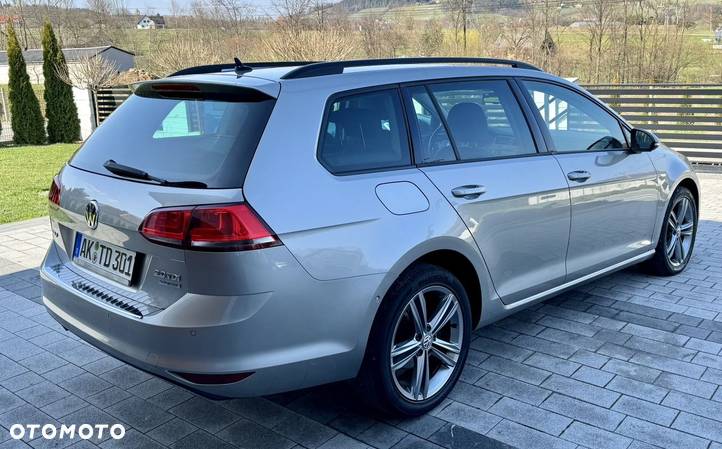 Volkswagen Golf 2.0 TDI BlueMotion Technology DSG Highline - 15