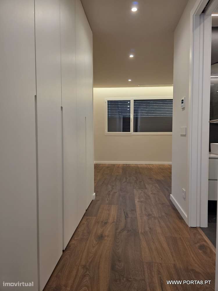 Apartamento T3 Novo com garagem-10