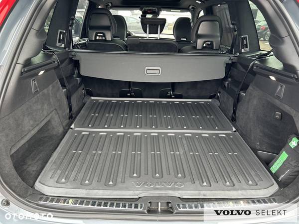 Volvo XC 90 - 17