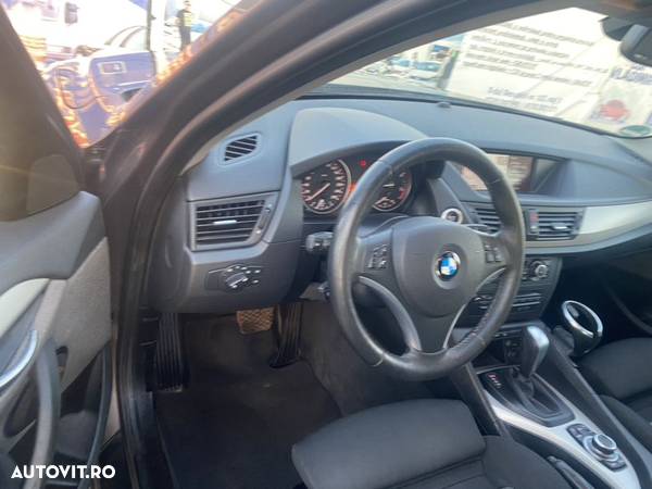 BMW X1 sDrive18d Aut. Sport Line - 8