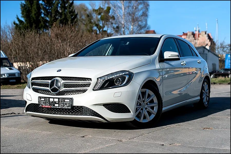Mercedes-Benz A W176 (2012-) 180 (BlueEFFICIENCY) Urban 2013