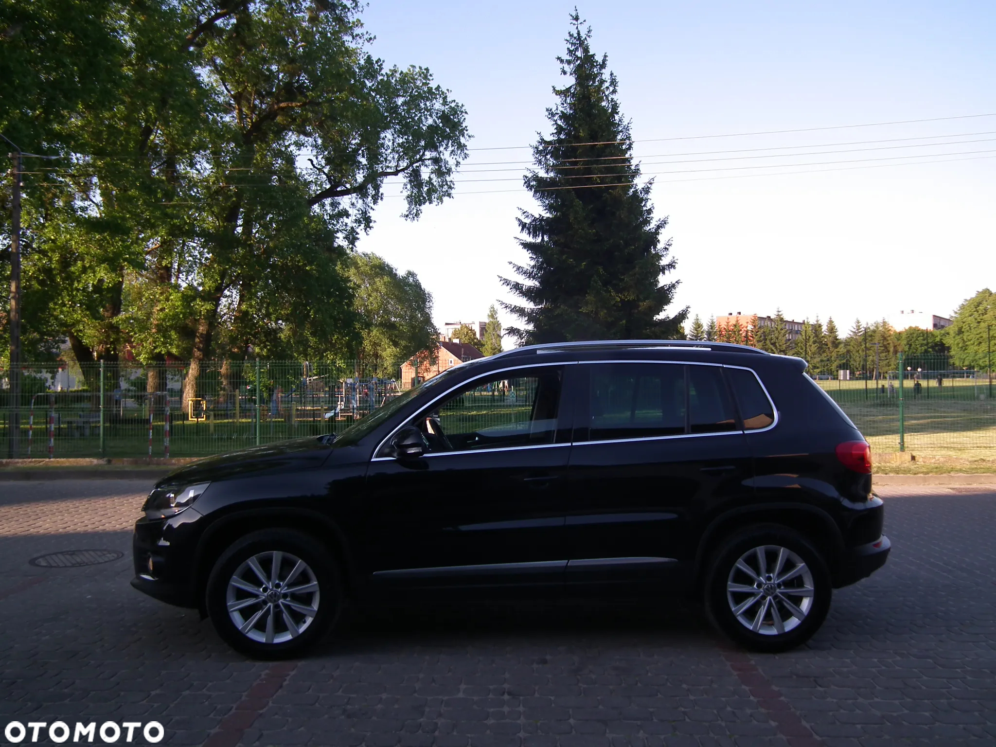 Volkswagen Tiguan 2.0 TDI BlueMot Sport&Style - 2