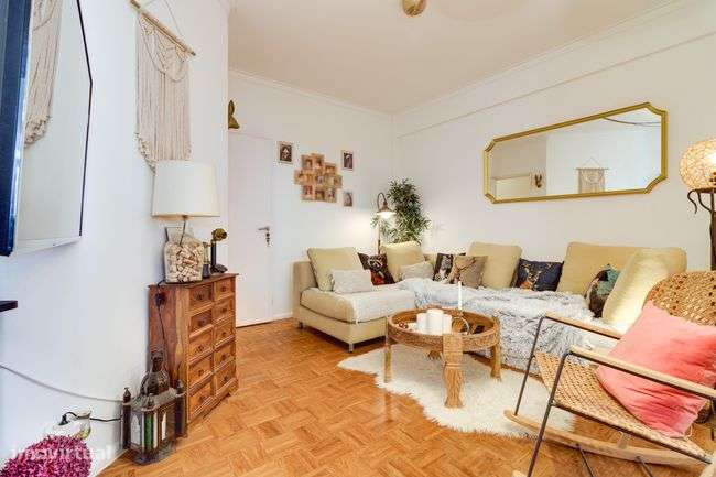 Amadora, T2, Central junto à estação, grande terraço, Todos svc perto - Grande imagem: 4/30