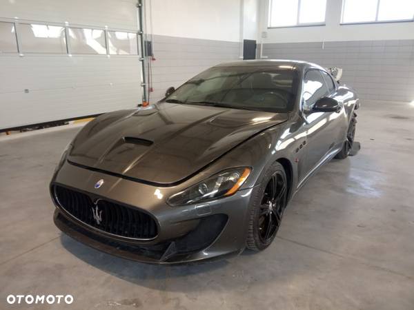 Maserati granturismo ćwiartka przód lewa przednia nie naprawiana orginal - 5