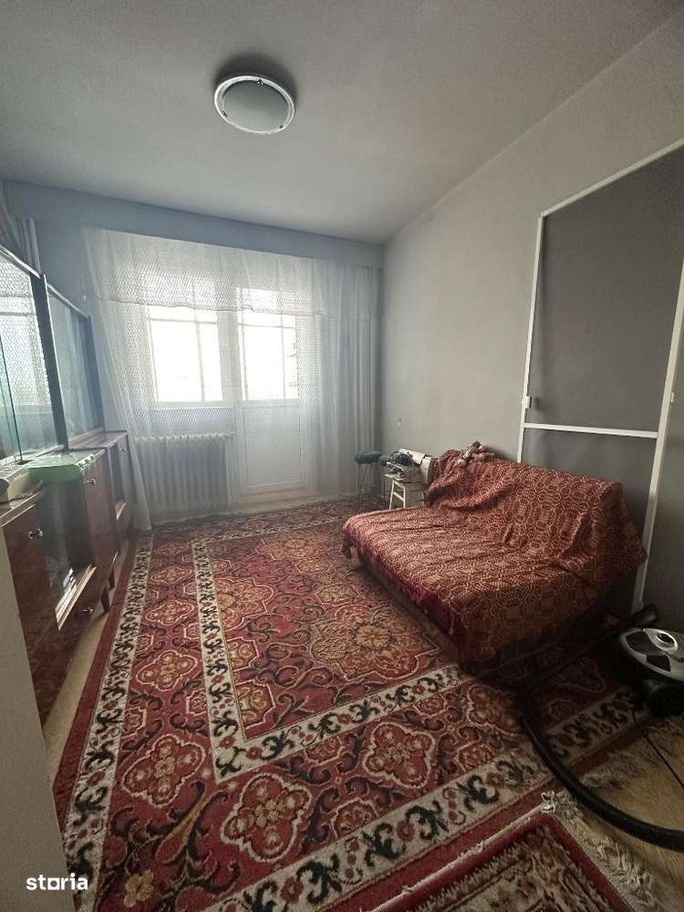 De vânzare apartament 4 camere decomandat Calea Călărașilor 81 mp - Imagine principală: 3/10