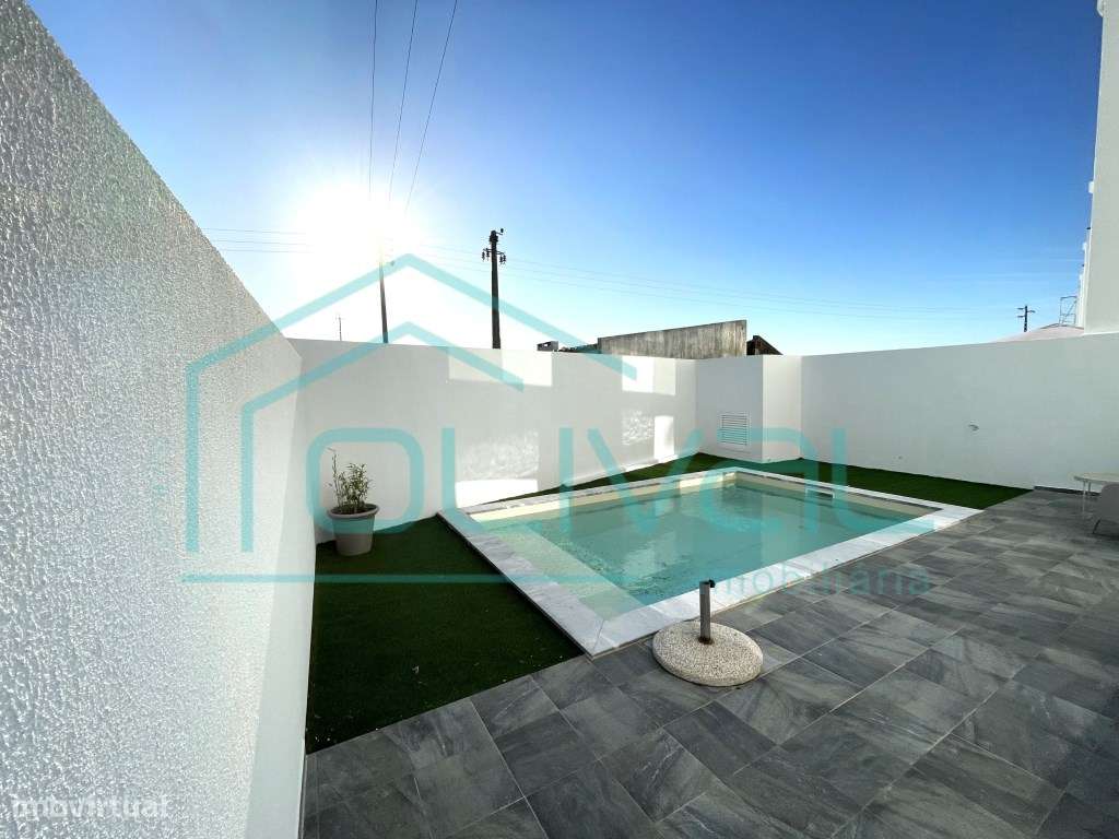 Moradia T3+1 Moderna com Piscina Privada - Conforto, Elegância e Fu...-10