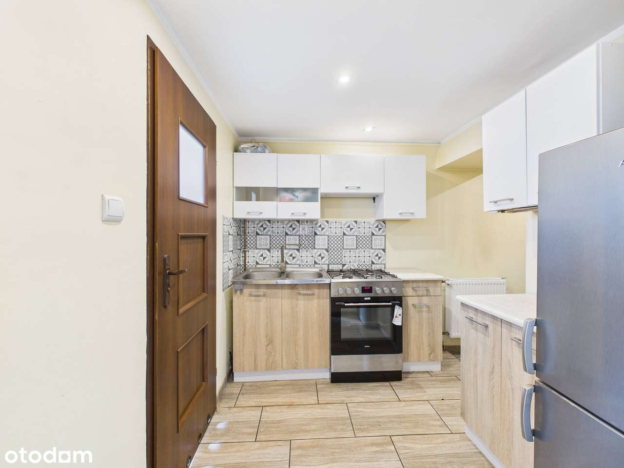 Parterowe mieszkanie, 2 pokoje  z  miejscem na garaż Wyskoć-7