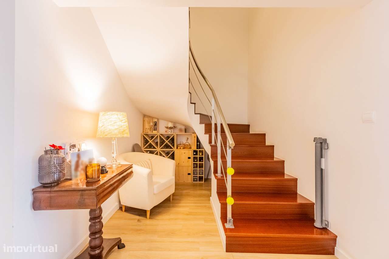 Moradia Geminida - Ponta Delgada (localização privilegiada) - Grande imagem: 4/17