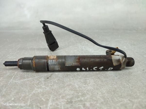 Injector Audi A4 Avant (8D5, B5) - 1