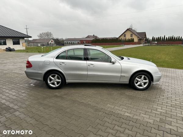 Mercedes-Benz Klasa E 220 CDI T Elegance - 11