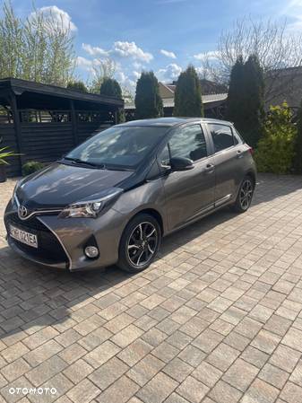 Toyota Yaris 1.33 Selection Platinum - 3