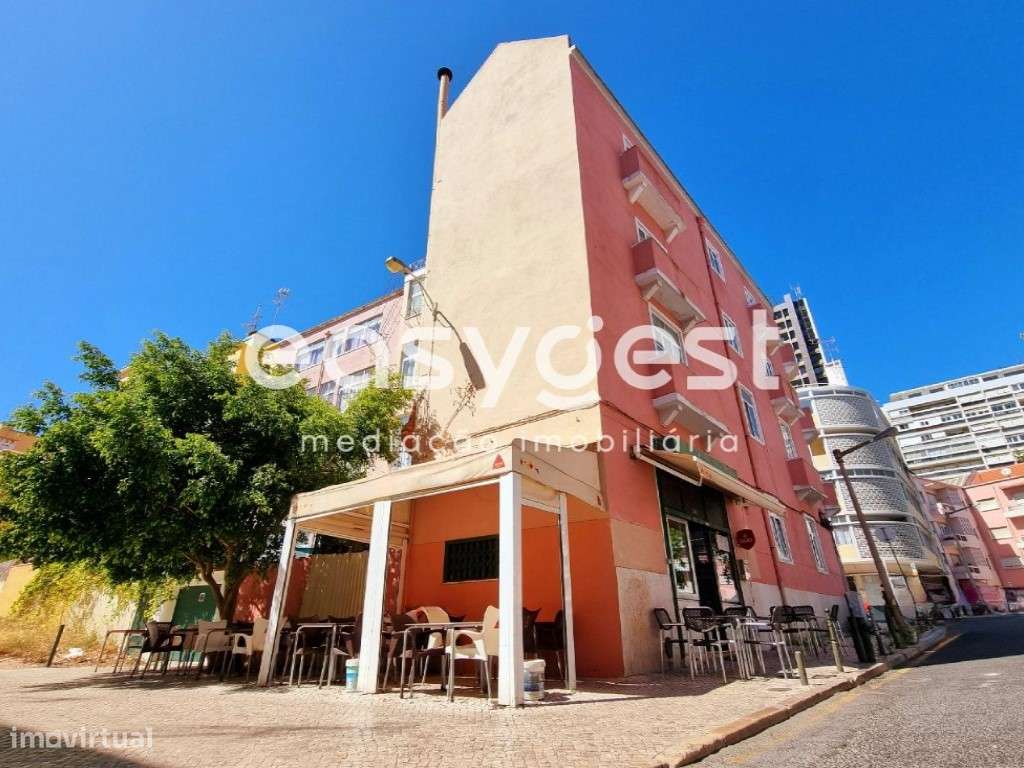 Restaurante Pronto a funcionar junto Avenida De Roma, Alvalade - Grande imagem: 1/18