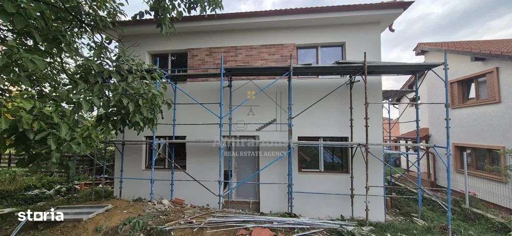 Casa individuala, teren 700 mp, semifinisata, Dezmir zona str Closca - Imagine principală: 5/7
