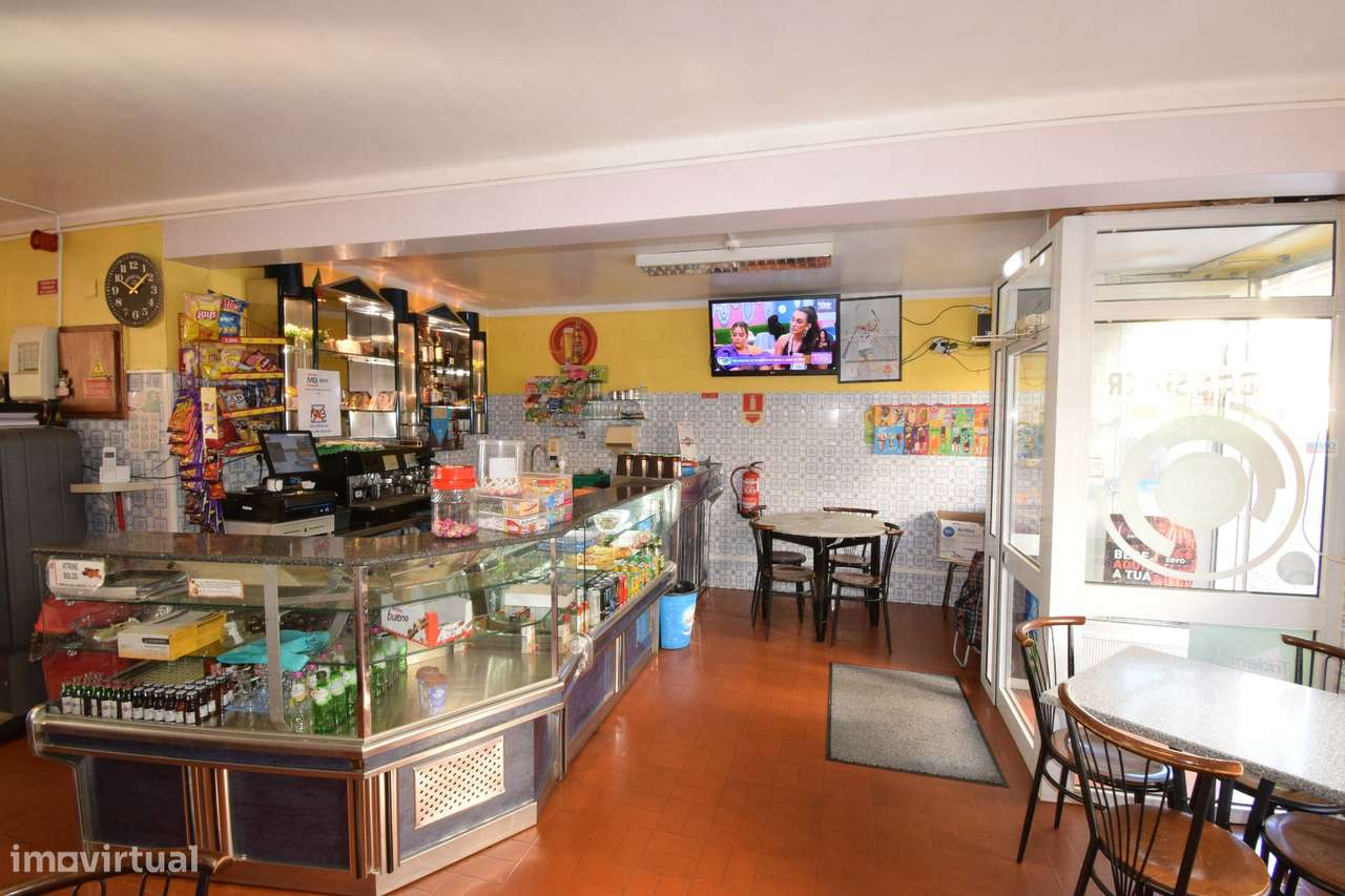 Restaurante / Café - às Portas da UBI - Grande imagem: 4/20