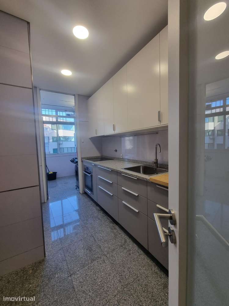 T2+1 (T3) - Renovado - Próx. Pingo Doce Costa Cabral, Paranhos - Grande imagem: 2/16