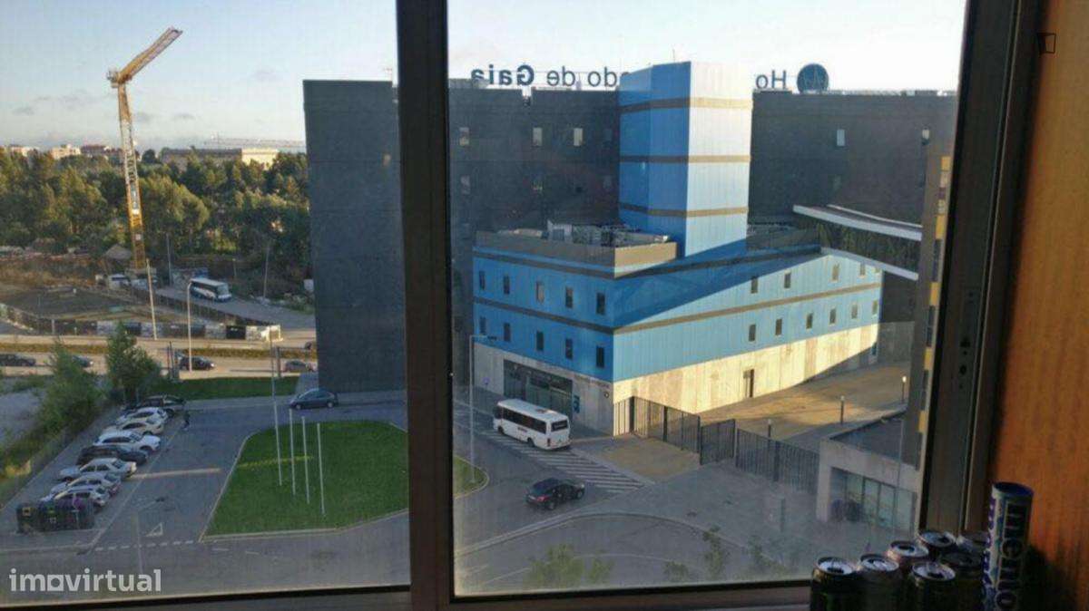 Quarto - localizado em Santa Marinha Porto - Grande imagem: 2/10