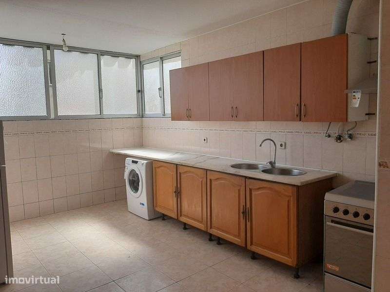 Apartamento T3 em Santo António da Charneca - Grande imagem: 4/15