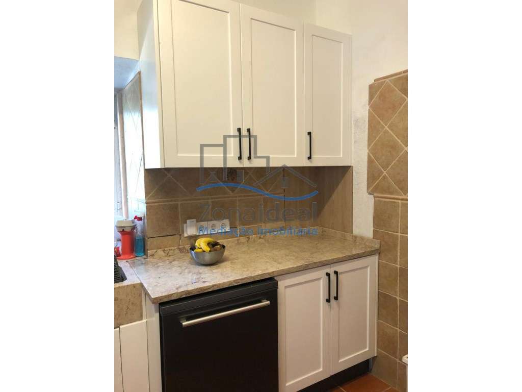 Moradia T4 com picadeiro e terreno - Localizada em Alenquer - Grande imagem: 5/21