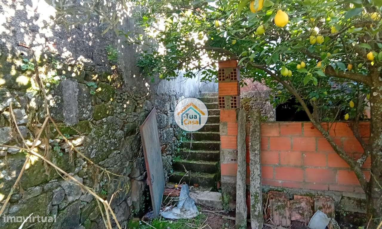 Moradia T4 para Reconstrução em Viseu - Grande imagem: 5/36