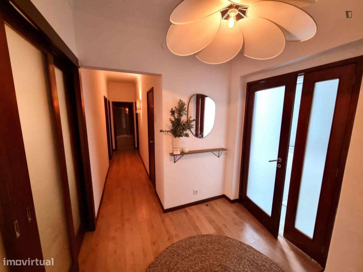 Apartamento com 2 quartos - localizado em Lapa Lisbon - Grande imagem: 3/7