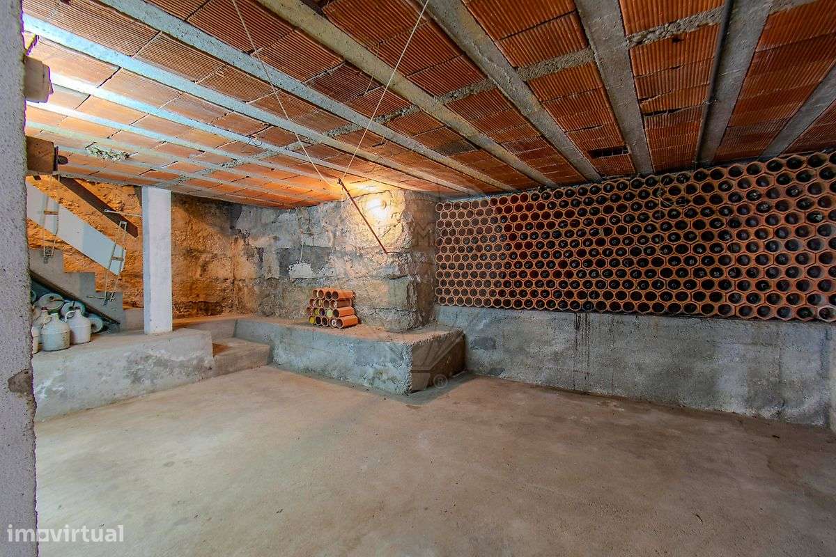 Moradia T4 para venda-16