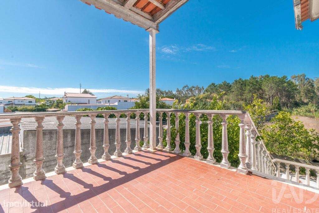 Moradia isolada T5 em Marinha Grande de 285,45 m2 - Grande imagem: 5/21