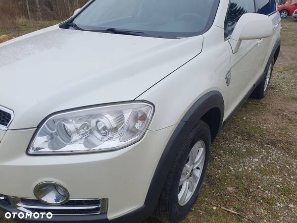 Chevrolet Captiva 2.0 d Base 5os 2WD - 10