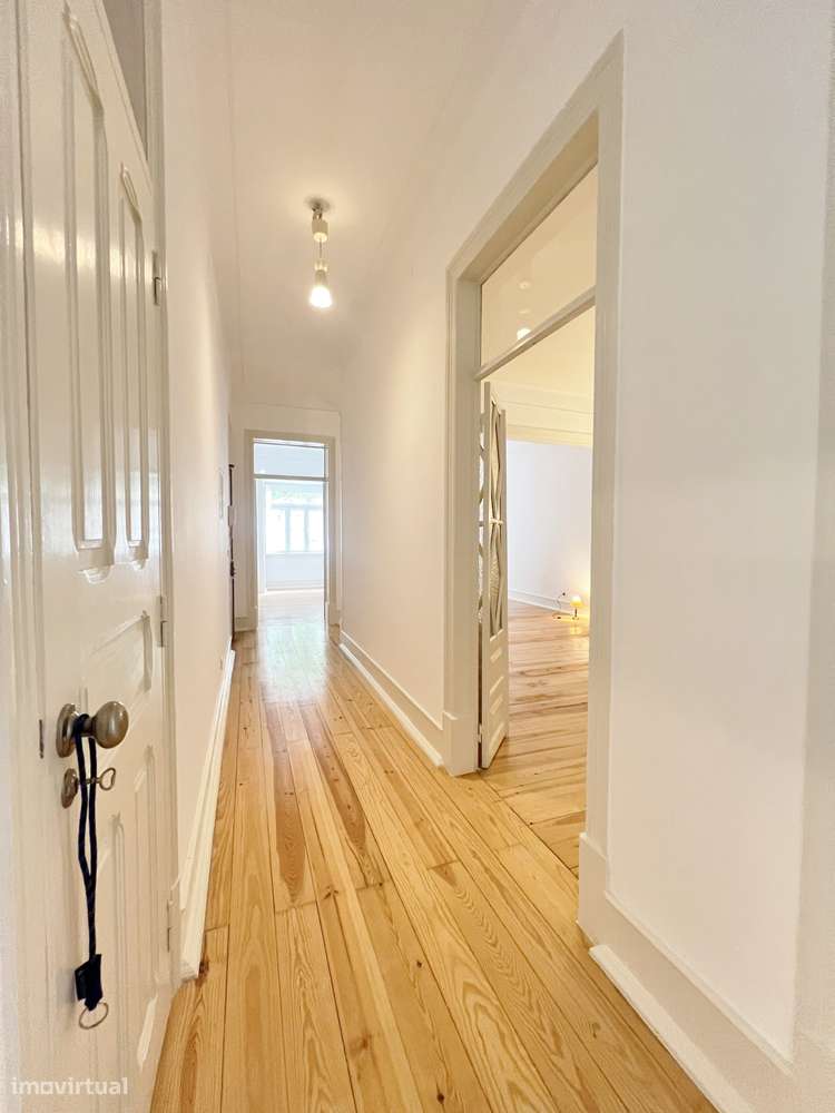 Apartamento T2+1 junto à Gulbenkian-5