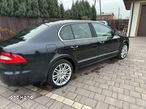 Skoda Superb 2.0 TDI DSG Ambition - 9