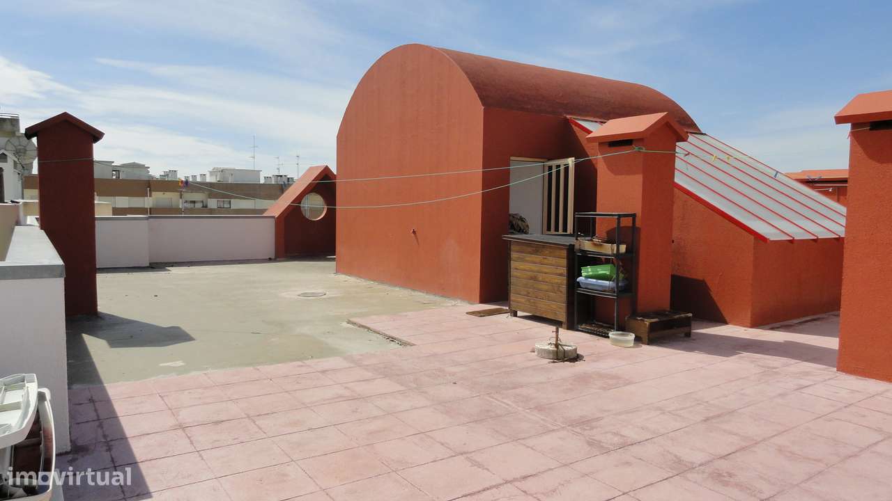Apartamento T3 com terraço - Praia-7
