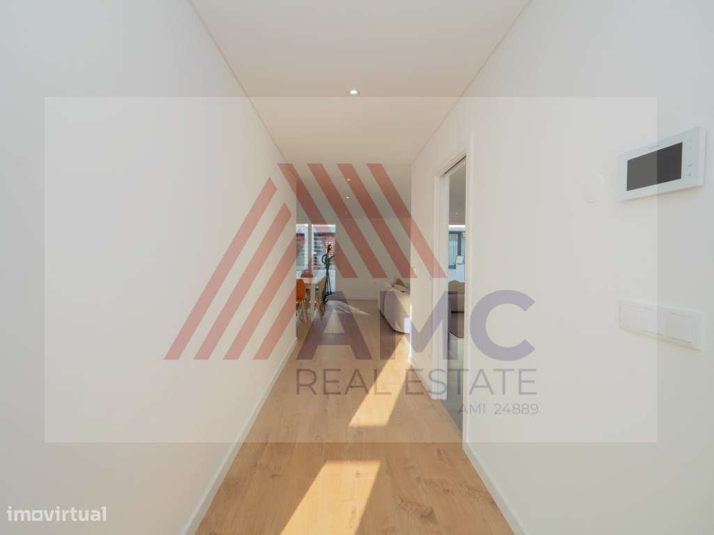 VENDE-SE MORADIA T3 NOVA COM PISCINA PRIVATIVA E GARAGEM-13