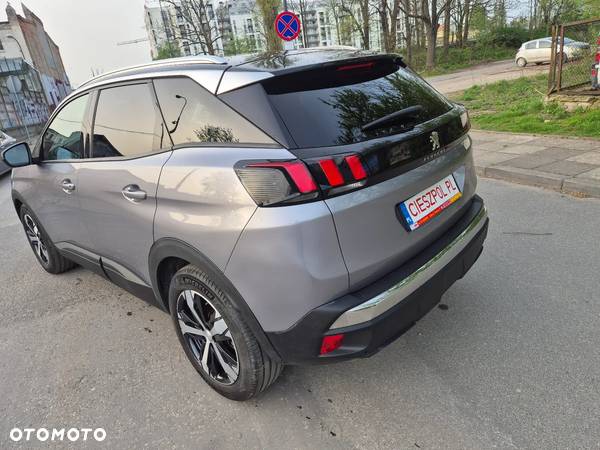 Peugeot 3008 1.2 PureTech Allure S&S - 5