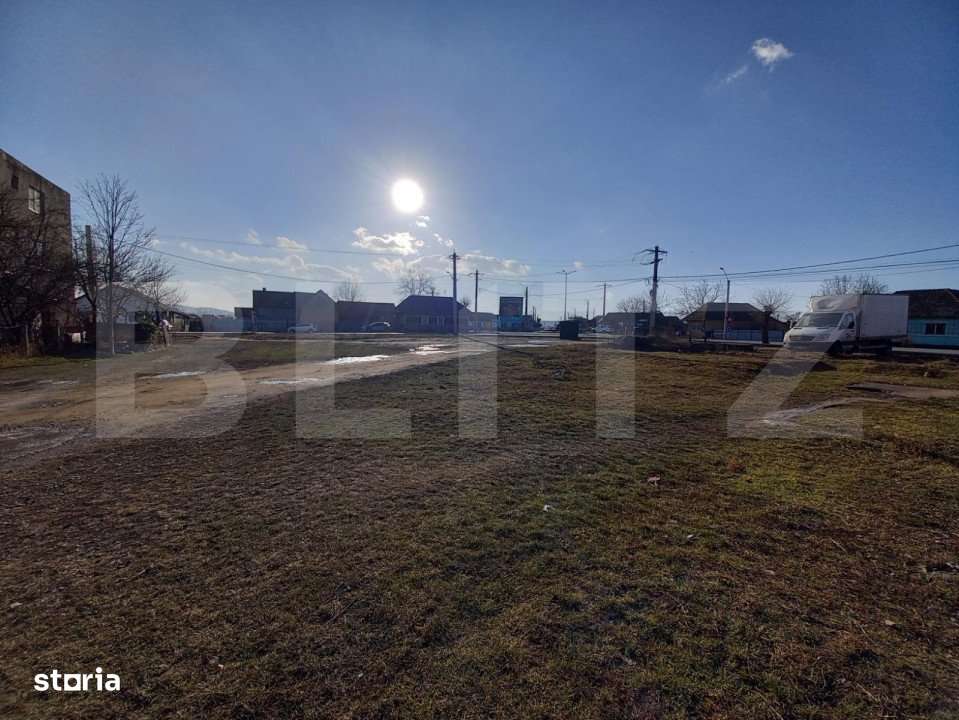 Teren de 1500 mp intravilan, langa sensul giratoriu din Ungheni - Imagine principală: 3/4