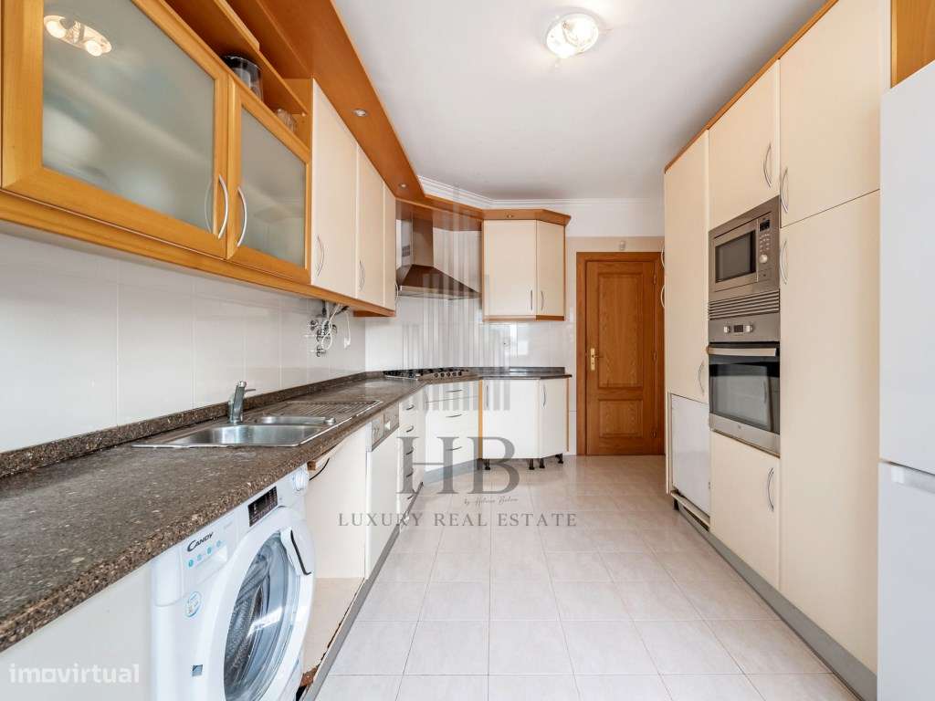 Apartamento T4 em Condomínio Privado com Piscina | Alcabideche | Ca...-10