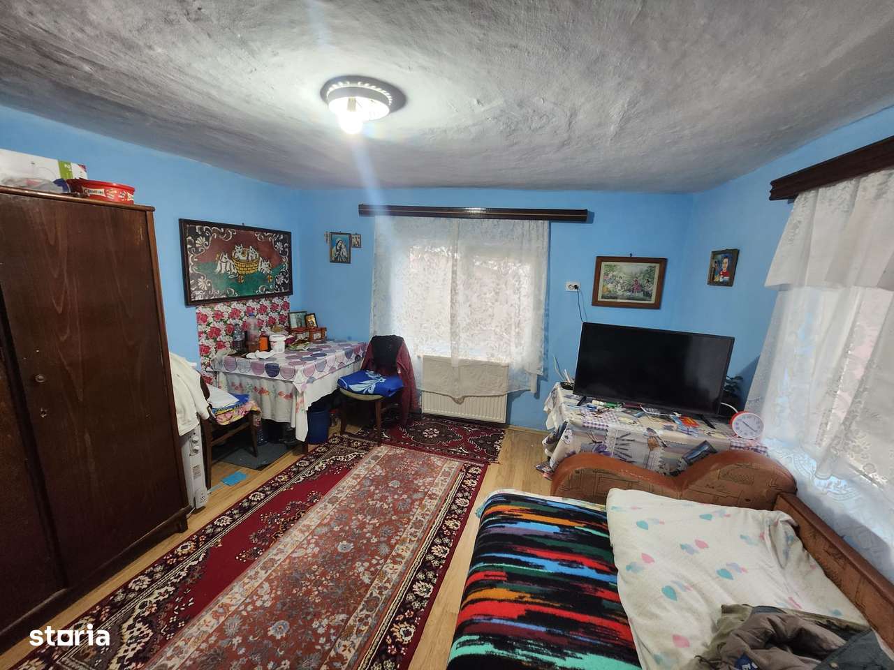 Casa cu 3 camere  in Serbanesti-7