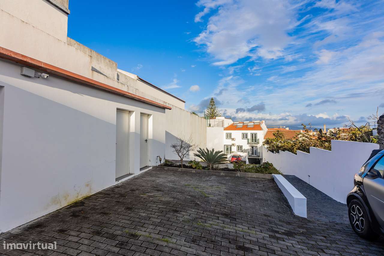 Prédio T5 - Centro de Ponta Delgada-53