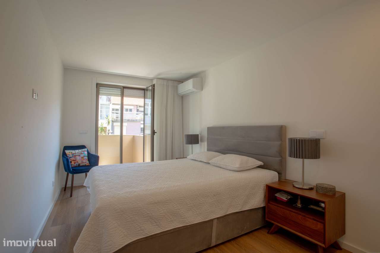 Apartamento T2 de construção recente junto ao El Corte Inglés em Gaia-16